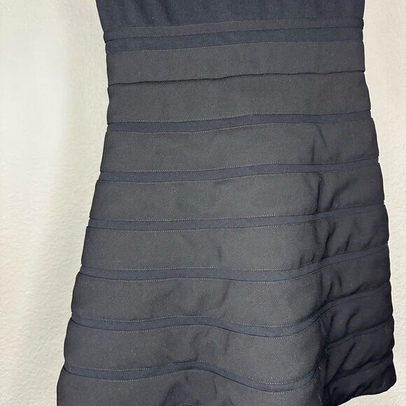 Theory Alaqua B Flared Ponte Dress - Picture 5 of 6